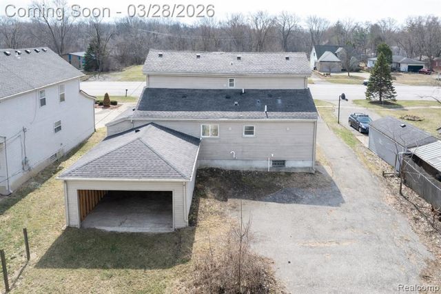 29950 6 Mile Road, Livonia, MI 48152