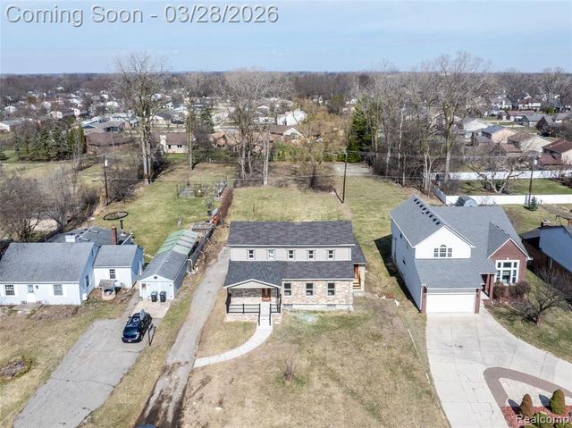 29950 6 Mile Road, Livonia, MI 48152