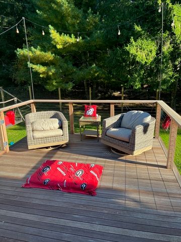 23 Clubhouse Dr, Bourne, MA 02559