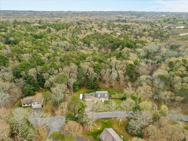 23 Clubhouse Dr, Bourne, MA 02559