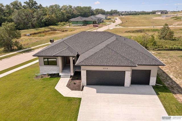 5518 S 200th Avenue, Omaha, NE 68135