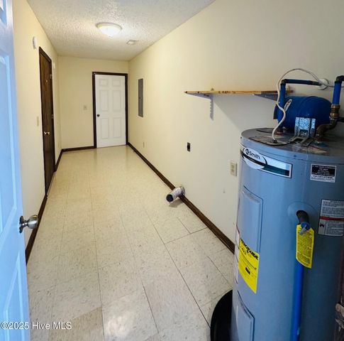 212 Melonie Drive, Elizabeth City, NC 27909