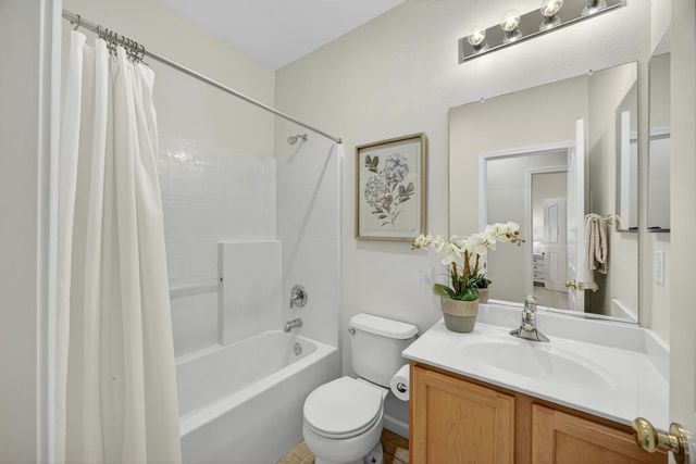 2278 Bay Horse Ln, Sacramento, CA 95835