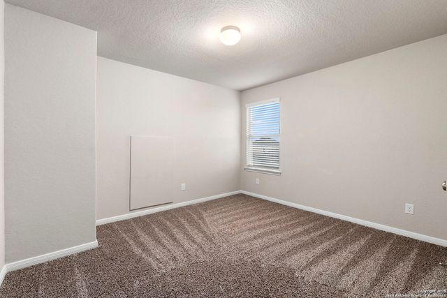 6814 Shiraz Way, Converse, TX 78109