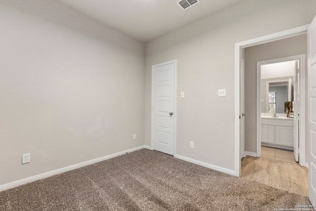 6814 Shiraz Way, Converse, TX 78109