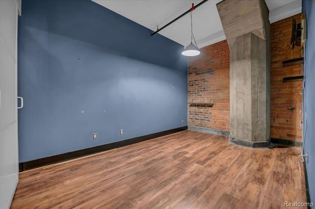 6533 E Jefferson Avenue 230T, Detroit, MI 48207