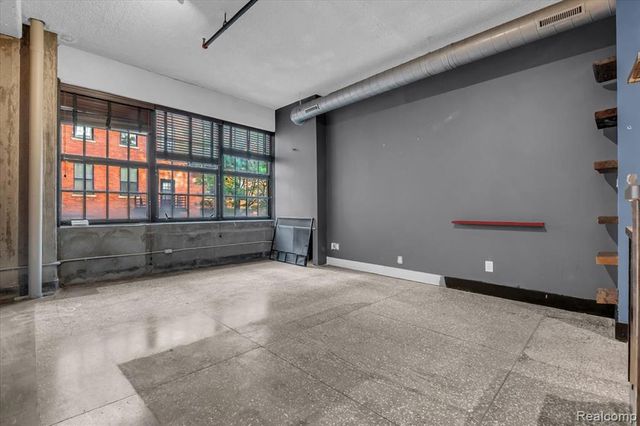 6533 E Jefferson Avenue 230T, Detroit, MI 48207