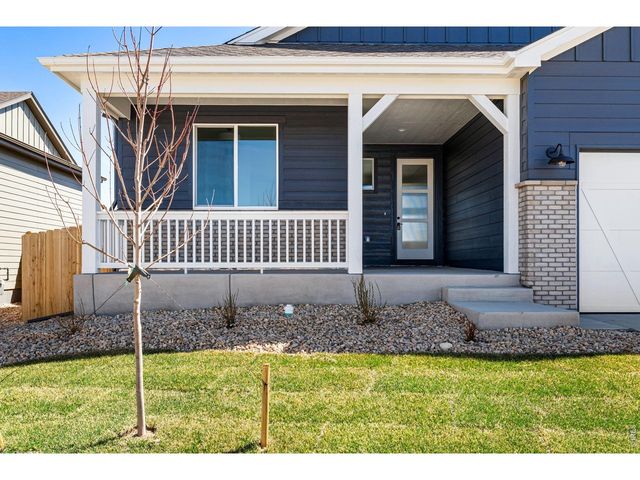 844 Doubleleaf Dr, Windsor, CO 80550