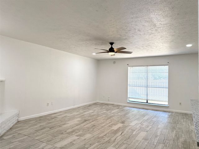545 Oldbridge Drive, Allen, TX 75002