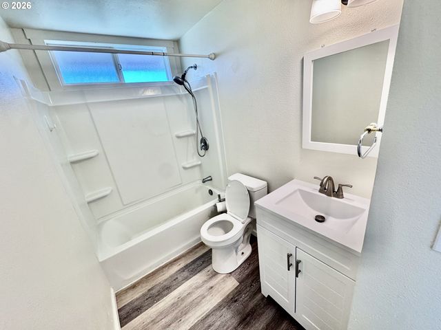 3970 Marshall, Eugene, OR 97402