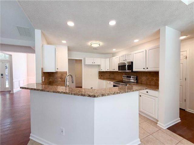 335 Hunters Glen, Fayetteville, GA 30215