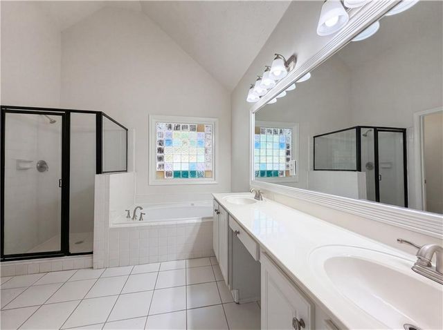 335 Hunters Glen, Fayetteville, GA 30215