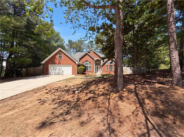 335 Hunters Glen, Fayetteville, GA 30215