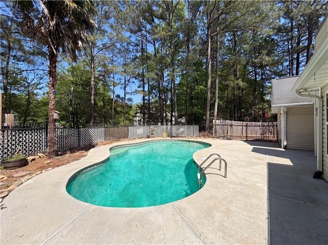 335 Hunters Glen, Fayetteville, GA 30215