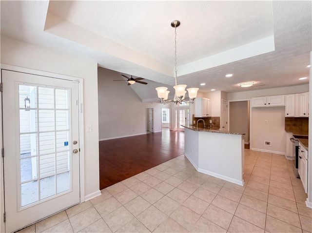 335 Hunters Glen, Fayetteville, GA 30215