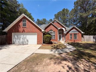 335 Hunters Glen, Fayetteville, GA 30215