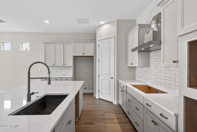 2645 S QUAINTANCE Street, Gilbert, AZ 85295