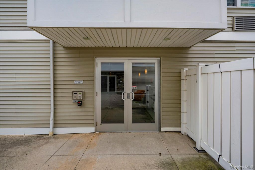 342 Westchester Avenue 25E, Port Chester, NY 10573 — photo 5