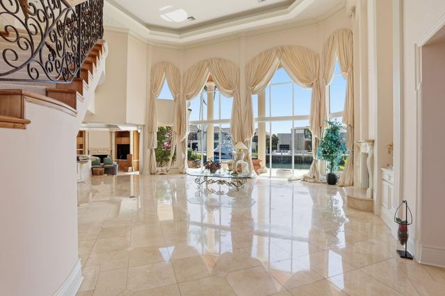 4 Isla Bahia Drive, Fort Lauderdale, FL 33316