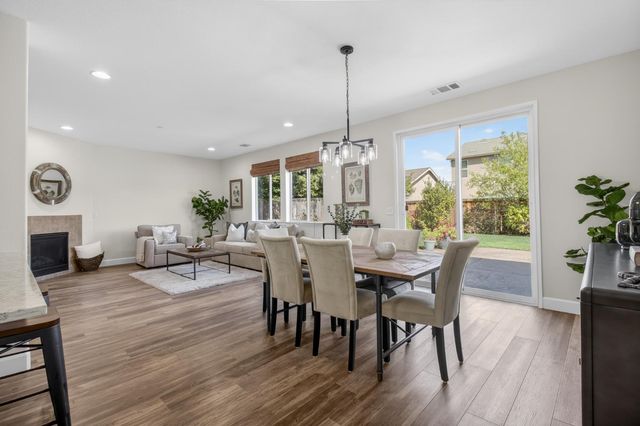 1243 Banyan Way, Lincoln, CA 95648