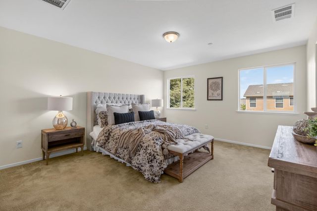 1243 Banyan Way, Lincoln, CA 95648