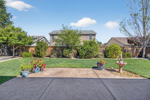 1243 Banyan Way, Lincoln, CA 95648