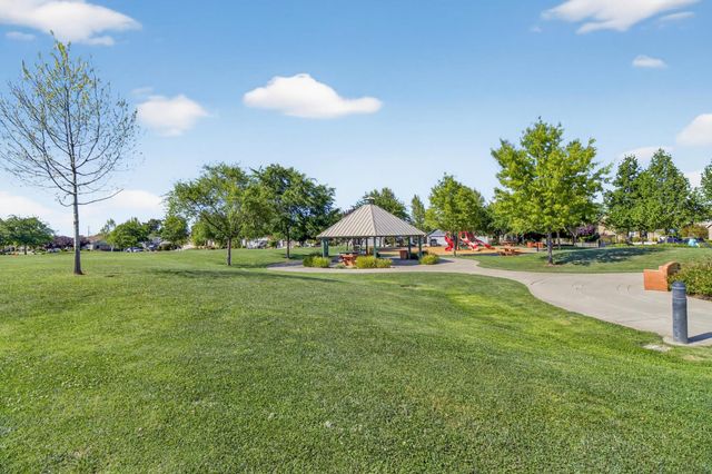 1243 Banyan Way, Lincoln, CA 95648