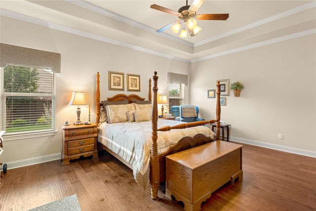 283 Briarleaf Circle, Hewitt, TX 76643
