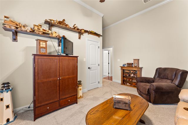 283 Briarleaf Circle, Hewitt, TX 76643