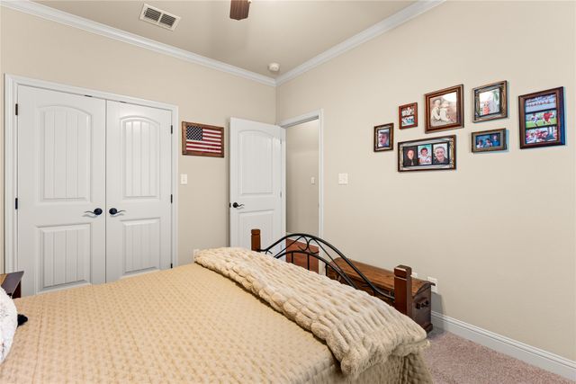 283 Briarleaf Circle, Hewitt, TX 76643