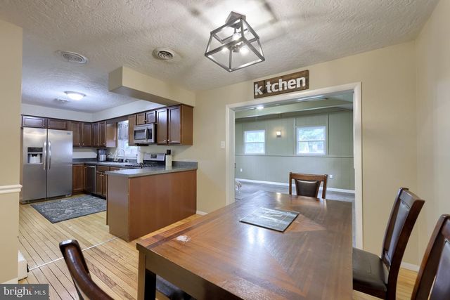 786 SUMMIT DR, Dallastown, PA 17313