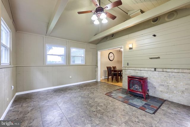 786 SUMMIT DR, Dallastown, PA 17313