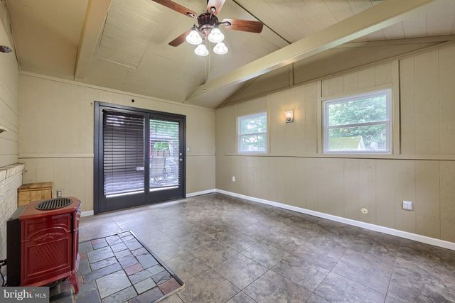 786 SUMMIT DR, Dallastown, PA 17313