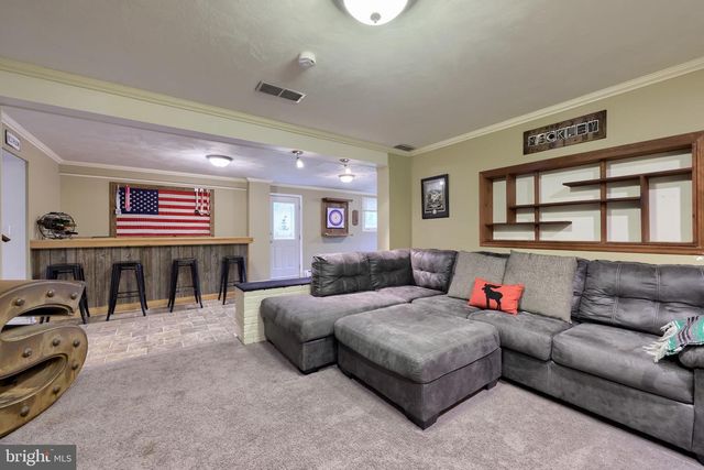 786 SUMMIT DR, Dallastown, PA 17313