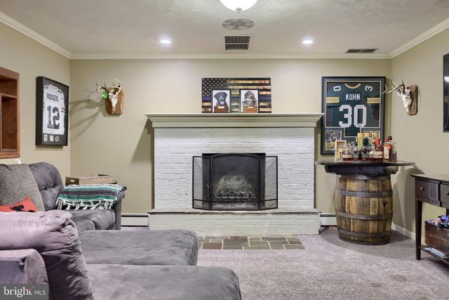 786 SUMMIT DR, Dallastown, PA 17313