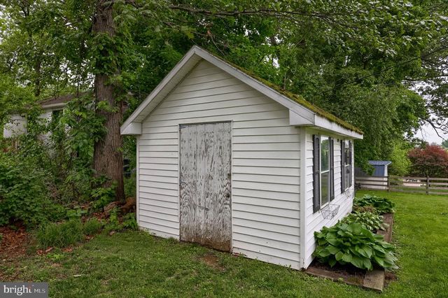 786 SUMMIT DR, Dallastown, PA 17313