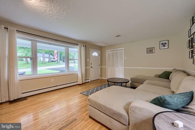 786 SUMMIT DR, Dallastown, PA 17313