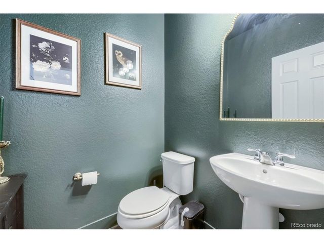 11933 Olive St, Thornton, CO 80233