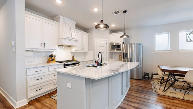 1521 Kessler Drive, Carrollton, TX 75006
