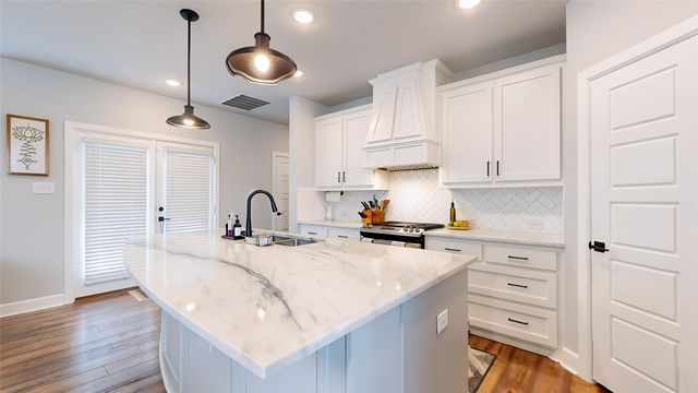 1521 Kessler Drive, Carrollton, TX 75006