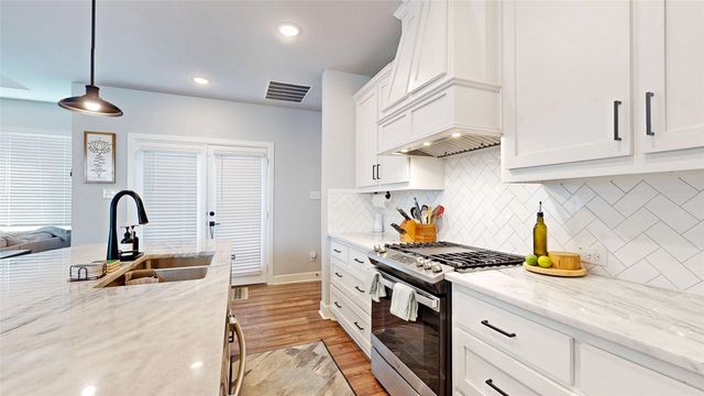 1521 Kessler Drive, Carrollton, TX 75006