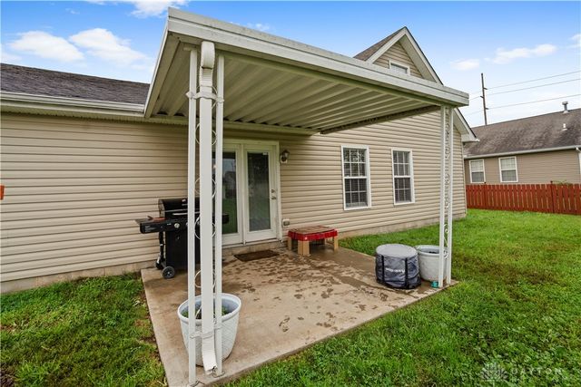 2801 Southlawn Avenue, Moraine, OH 45439