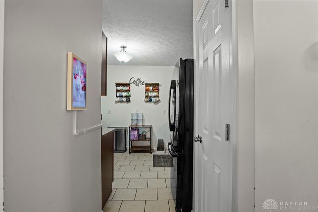 2801 Southlawn Avenue, Moraine, OH 45439