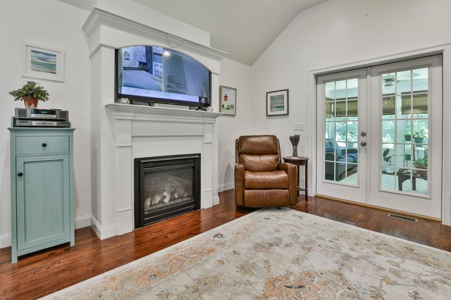 35 Furnival Road, Nashua, NH 03064