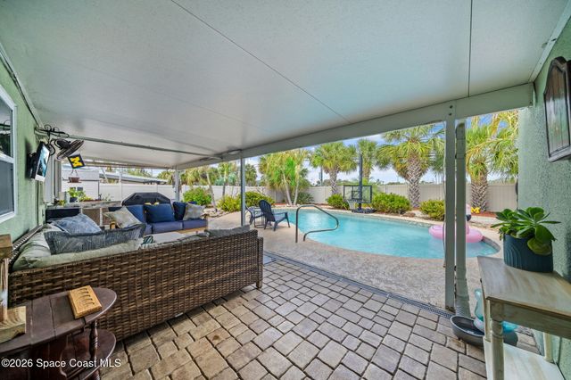 121 Algonquin Terrace, Indian Harbour Beach, FL 32937