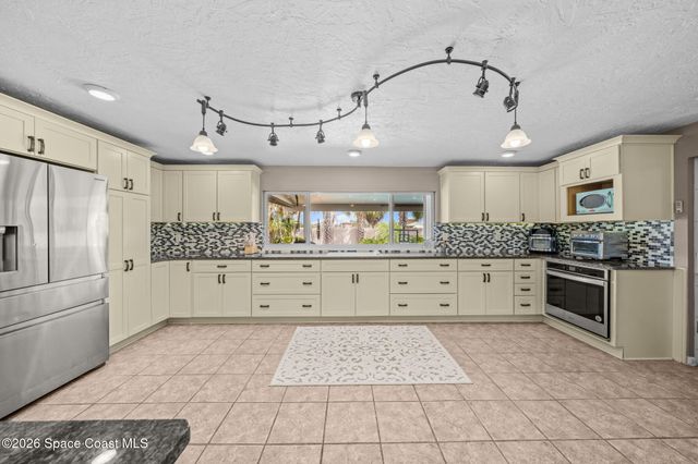 121 Algonquin Terrace, Indian Harbour Beach, FL 32937