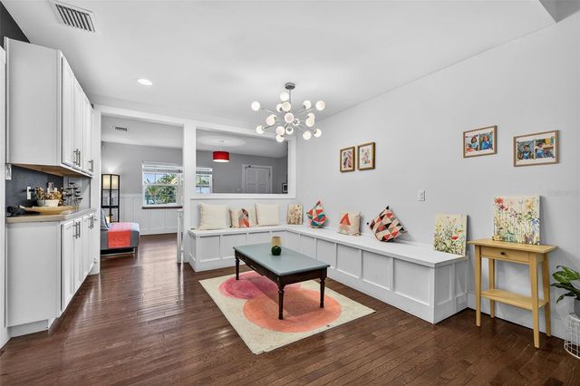 1310 47TH AVENUE N, St Petersburg, FL 33703