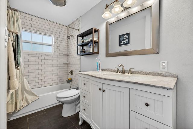 1310 47TH AVENUE N, St Petersburg, FL 33703