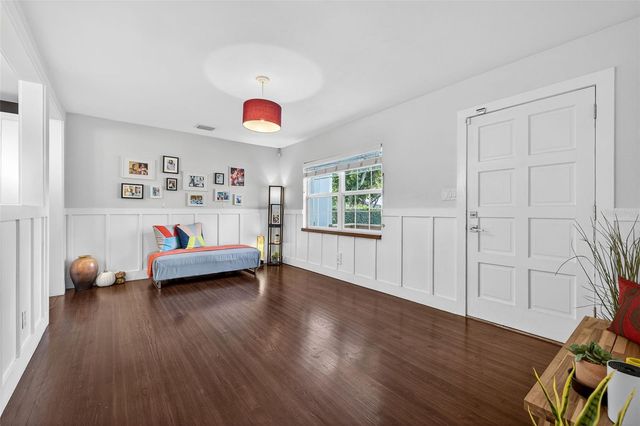 1310 47TH AVENUE N, St Petersburg, FL 33703