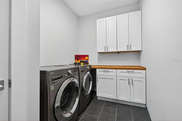 1310 47TH AVENUE N, St Petersburg, FL 33703